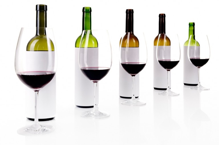 https://www.spiralcellars.co.uk/wp-content/uploads/2023/03/Blind-wine-tasting-iStock_000015806443_Small-768x511-1.jpeg